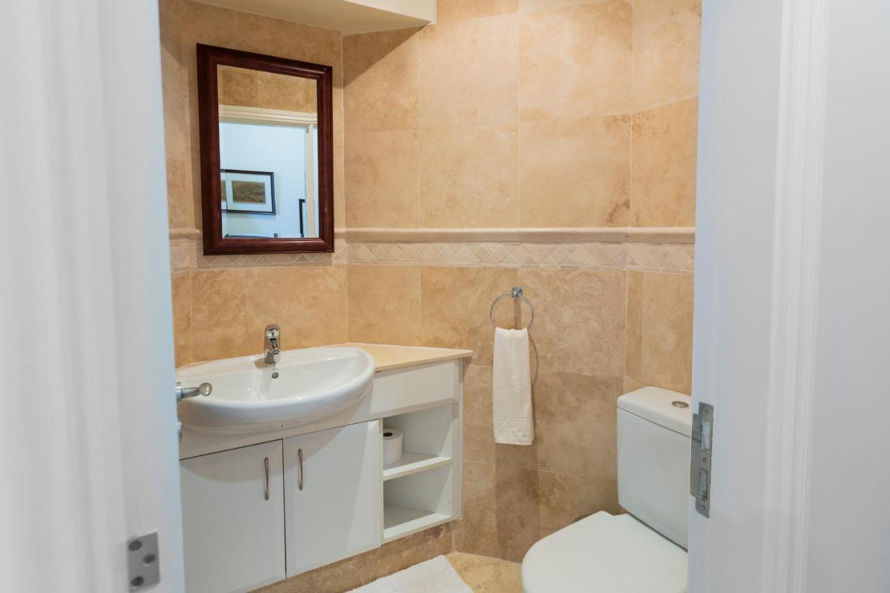 Apartment 701 Oyster Rock - By In Umhlanga Durban